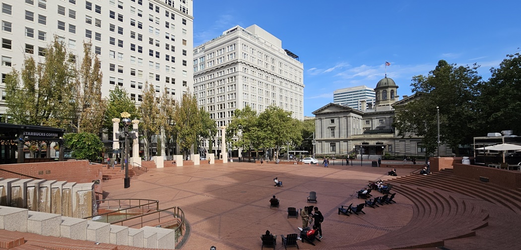 Pioneer Courthouse Square